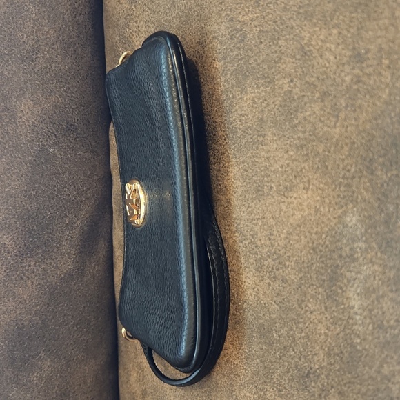 Michael Kors Top Handle Bag Black Leather Gold-Tone Hardware Flat Handle & Strap - Picture 4 of 5